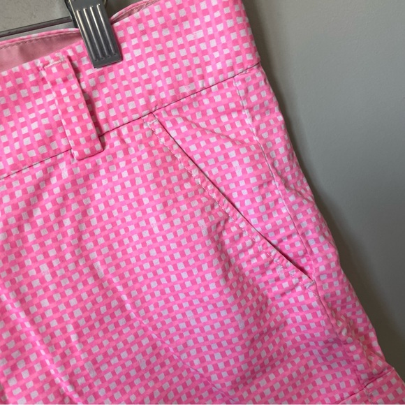 LILLY Pulitzer pink Checkard BARBIE Barclays shorts size 8 - Picture 3 of 11